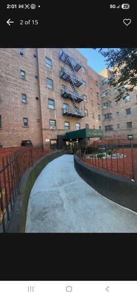 Entrance - 165 Vroom St