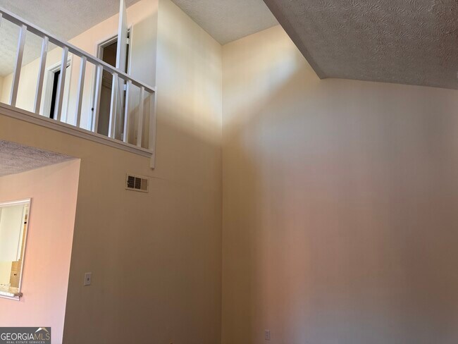 Building Photo - 1717 Wynndowne Trail