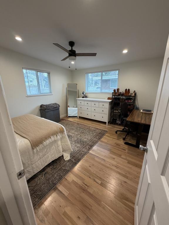 Building Photo - 872 Madsen Ln