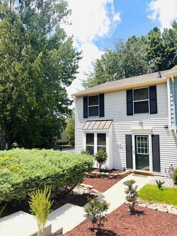 Primary Photo - 110 W Chalfont Way
