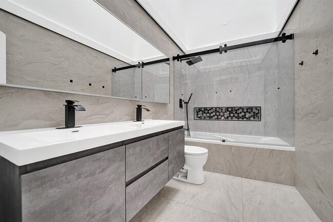 Building Photo - 3501 N Park Rd