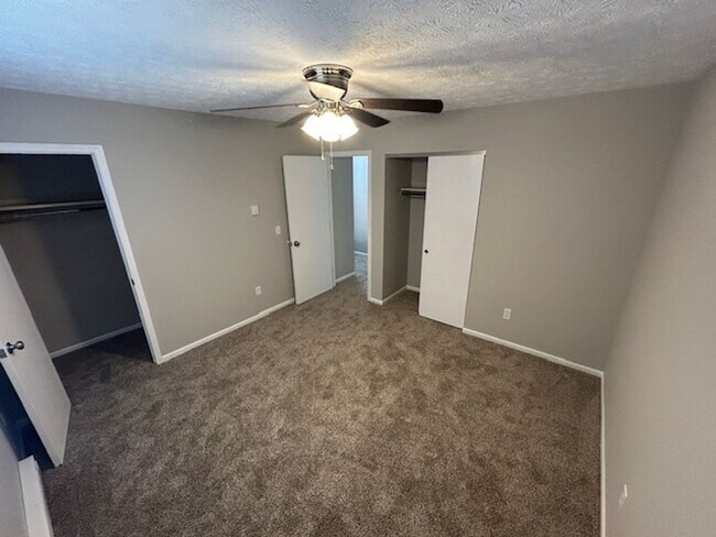 Building Photo - Rent Promotion - $500 off 2nd Month Rent if lease signed by 2/15/26.