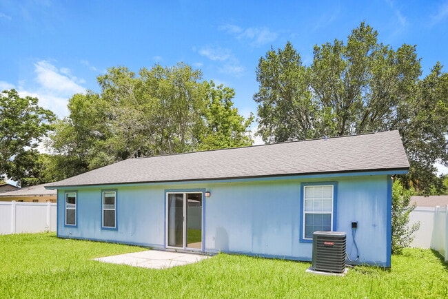 Building Photo - 3225 Merganzer Trail
