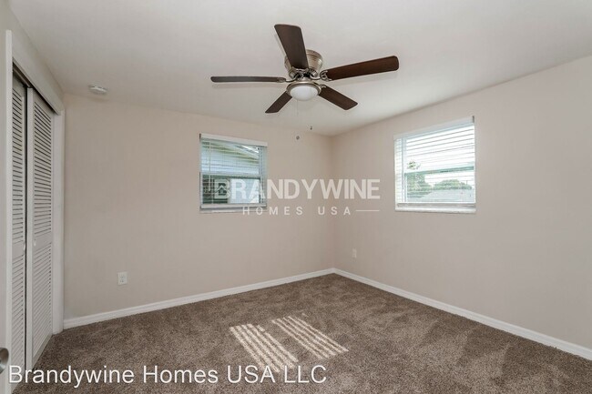 Building Photo - 2 br, 1.5 bath House - 3914 Winston Dr, Ne...