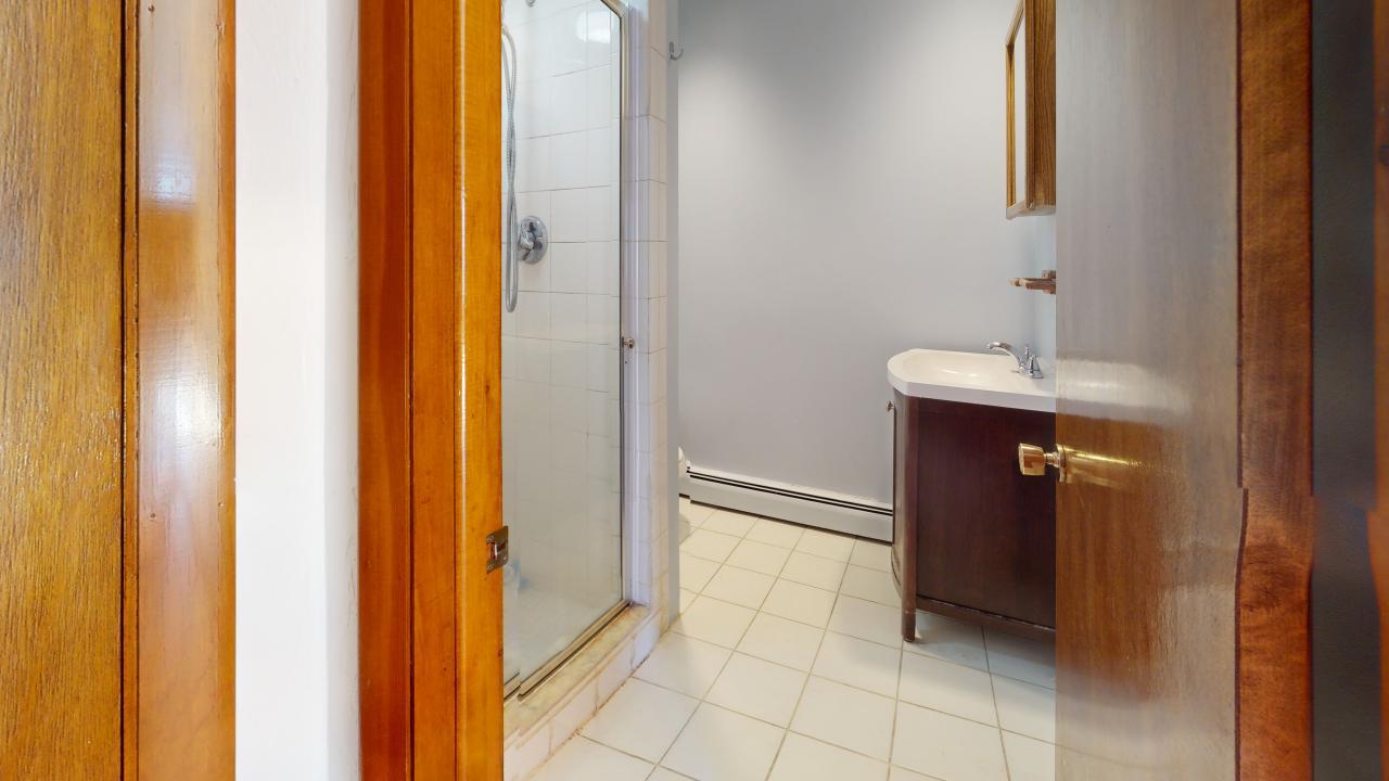 Building Photo - 149 Locust St