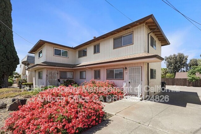 Primary Photo - 908 Minaker Dr