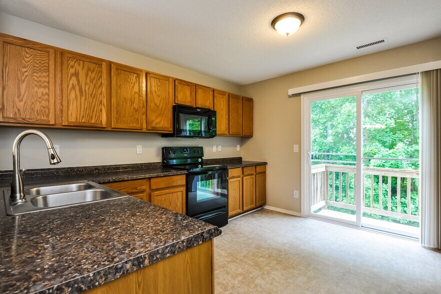 Building Photo - 2236 Ballston Pl