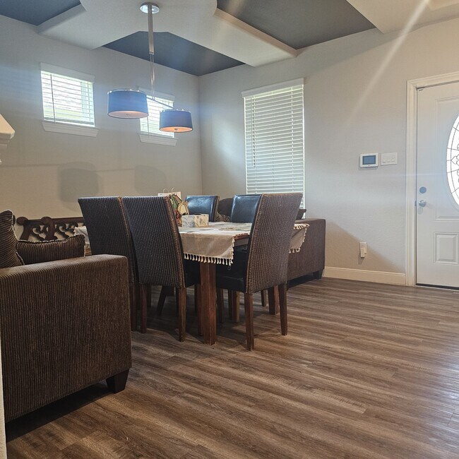 Building Photo - 11518 Harmony Summit Trce
