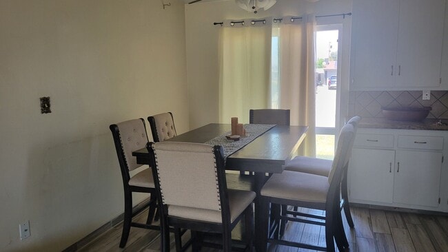 Building Photo - 2313 San Lorenzo Ave