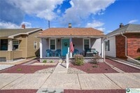 Building Photo - 637 Lehigh Ave