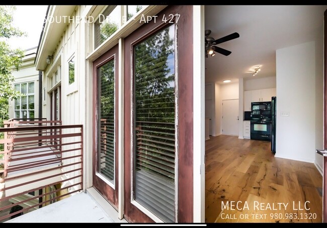 Building Photo - 2125 Southend Dr
