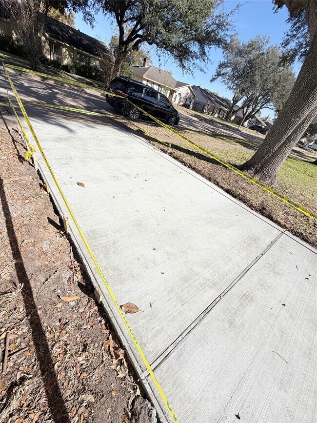 Building Photo - 9231 Stroud Dr