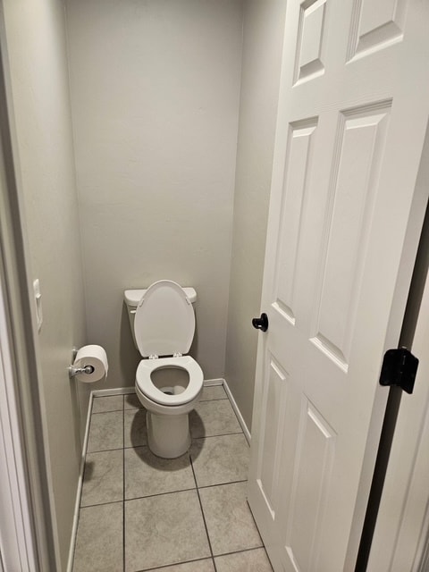 Building Photo - 646 W Calle Espadero