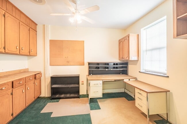 Building Photo - 785 Glenwood Dr