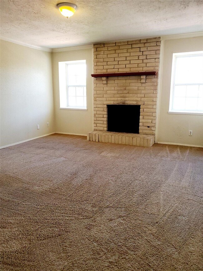 Building Photo - 11806 Hillcroft St