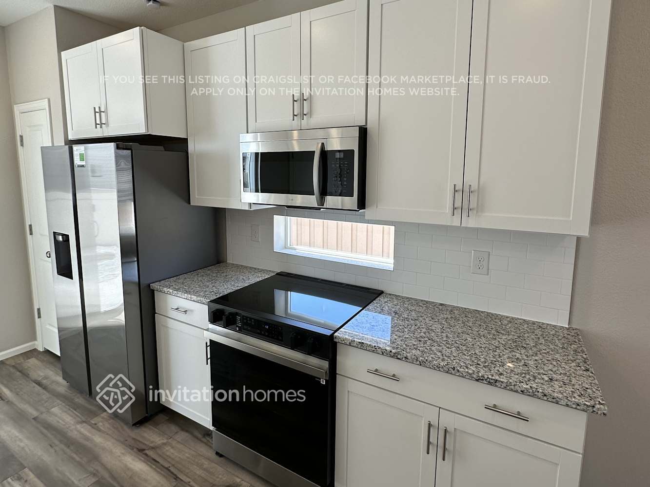 Building Photo - 3341 Streamwood Dr