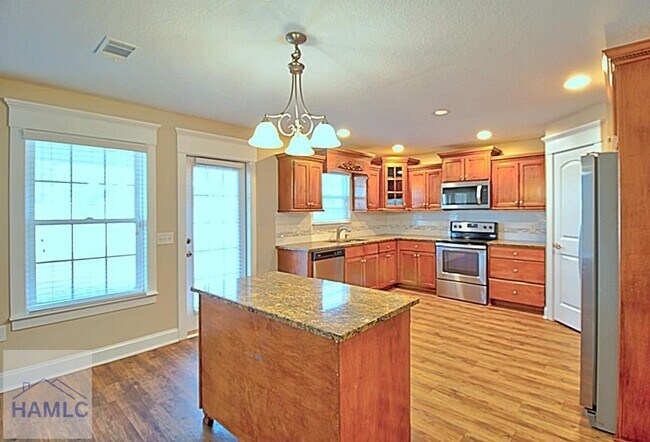 Building Photo - 381 Mancey Garrason Lp