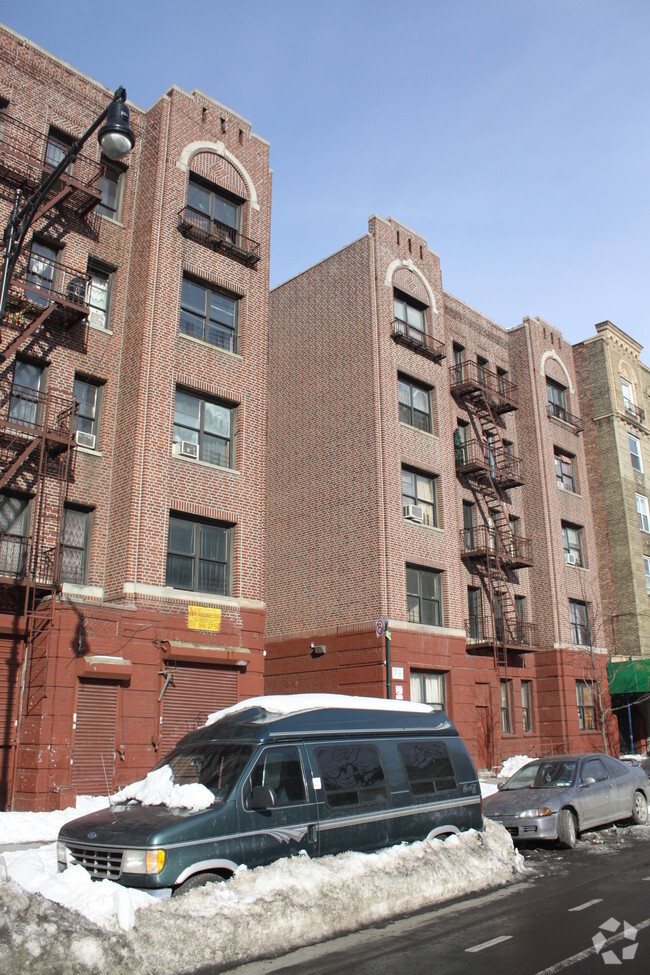 Building Photo - 1055 Grand Concourse