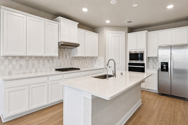 Building Photo - 2826 Duchess Dr