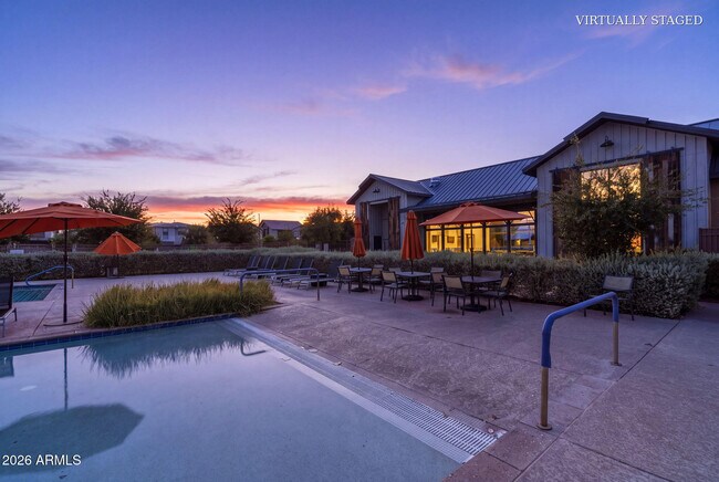 Building Photo - 674 W Flintlock Way