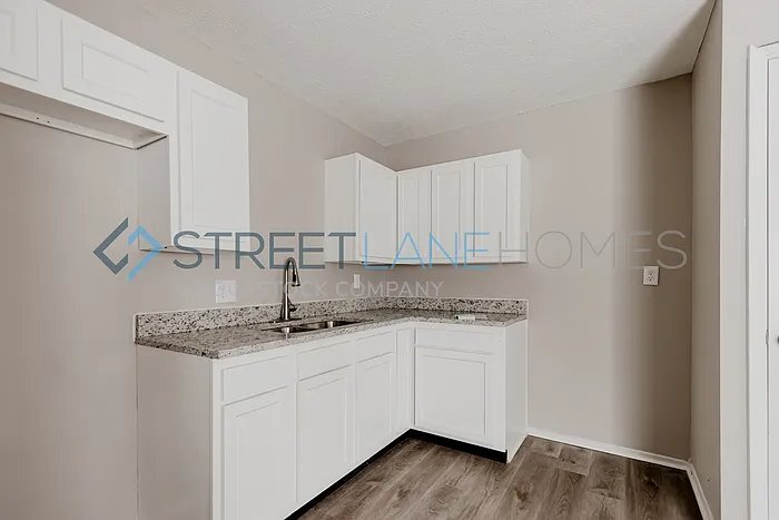 Building Photo - 8019 Roy Rd