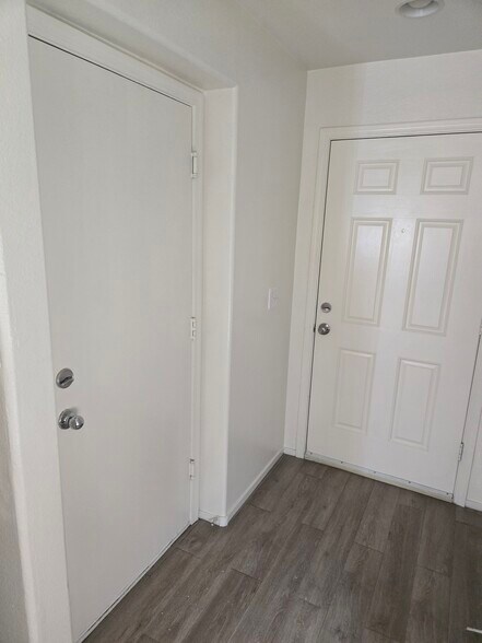 Building Photo - 8007 Torremolinos Ave