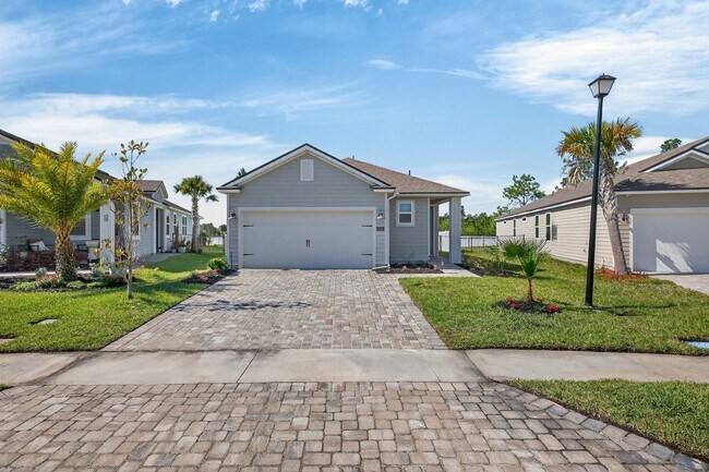 Building Photo - Resort-Style Living!