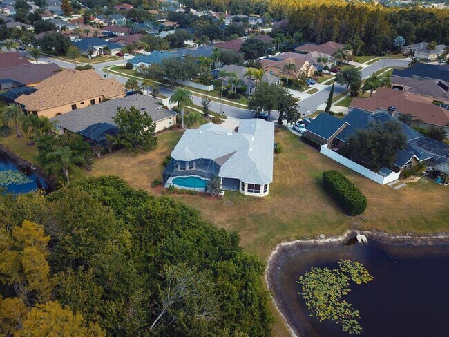 Building Photo - 3037 Lynwood Ct