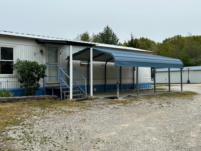 Building Photo - 55 State Rte Y