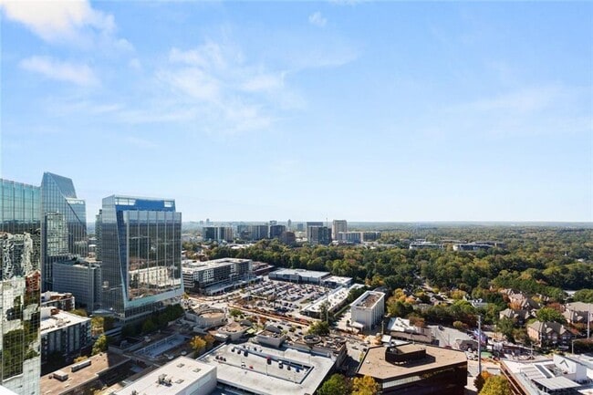 Building Photo - 3338 Peachtree Rd NE