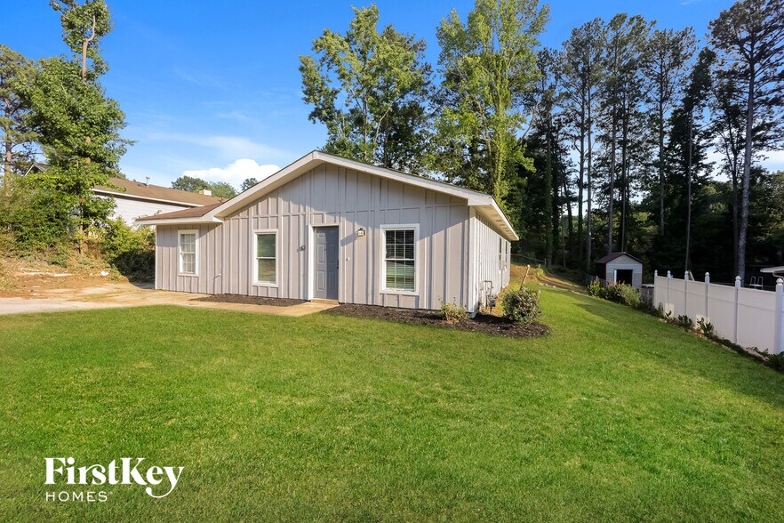Building Photo - 3383 Dale Ct