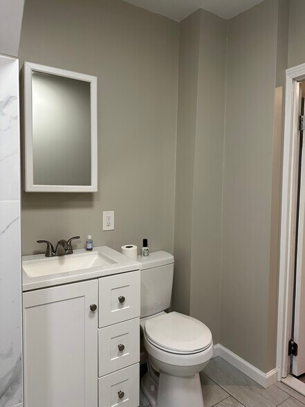 Building Photo - 15 Summer St