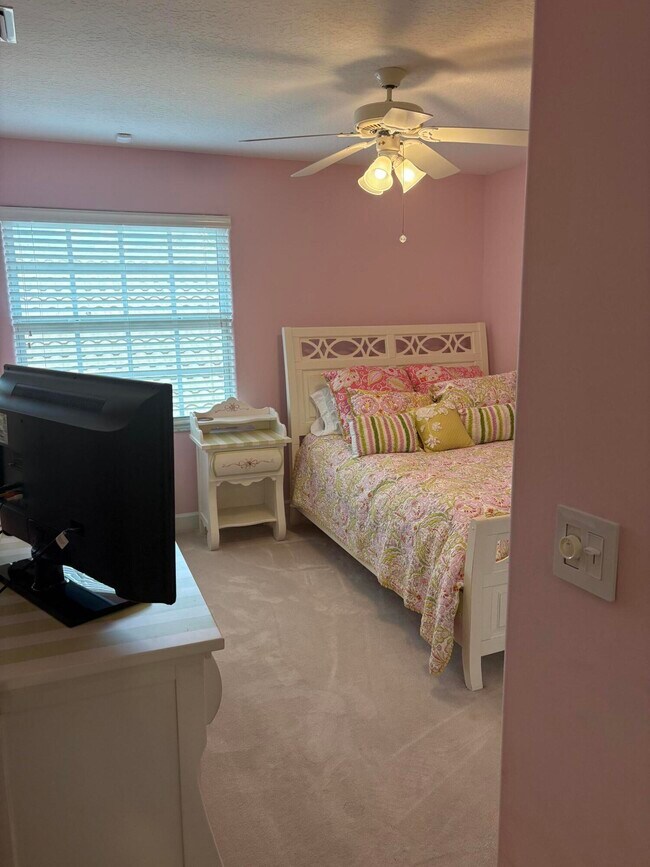 Building Photo - 927 Augusta Pointe Dr