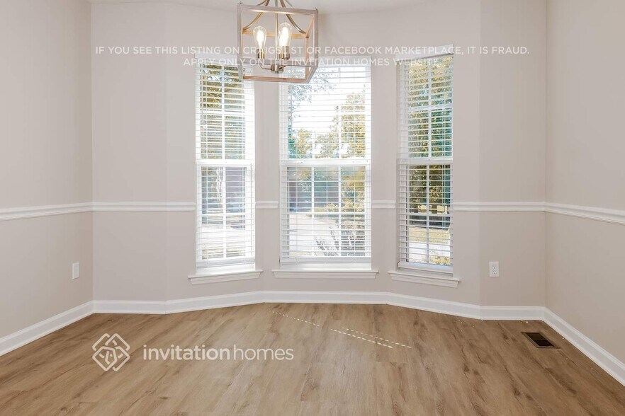 Building Photo - 135 Candle Wood Dr