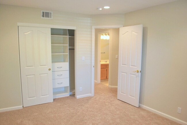 Building Photo - Wonderful Detached Home in Sought After San Ramon Neighborhood ! Trevari at Gale Ranch !