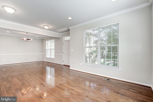 Building Photo - 2311 Whitley Rd