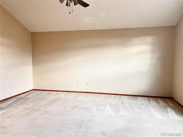 Building Photo - 9937 Spring Hill Ln