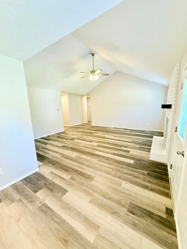 Building Photo - "Lots of New" in  Kickapoo School District