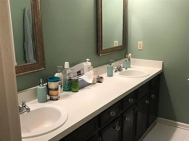 Primary bathroom - 108 Double Branch Court