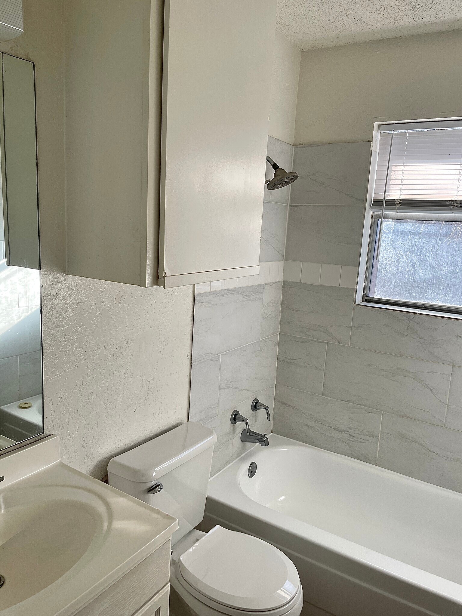 Bathroom - 8335 Clifford St