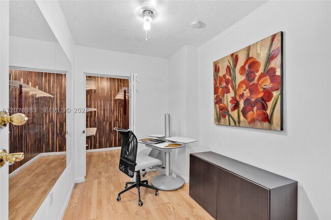 Building Photo - 8909 SW 108th St