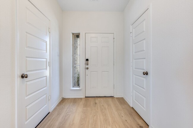 Building Photo - Brand-New 4 Bed | 2.5 Bath | Private Fenced Yard | Over 2,000 Sq Ft