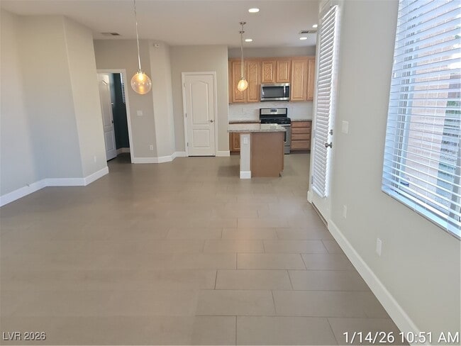 Building Photo - 10416 Scotch Elm Ave