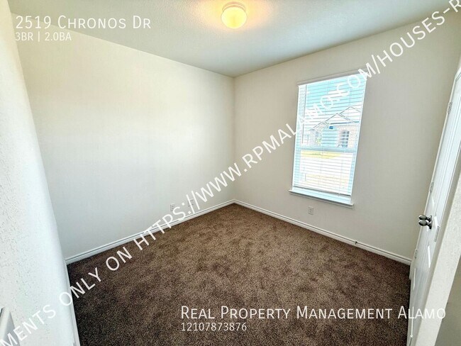 Building Photo - 2519 Chronos Dr