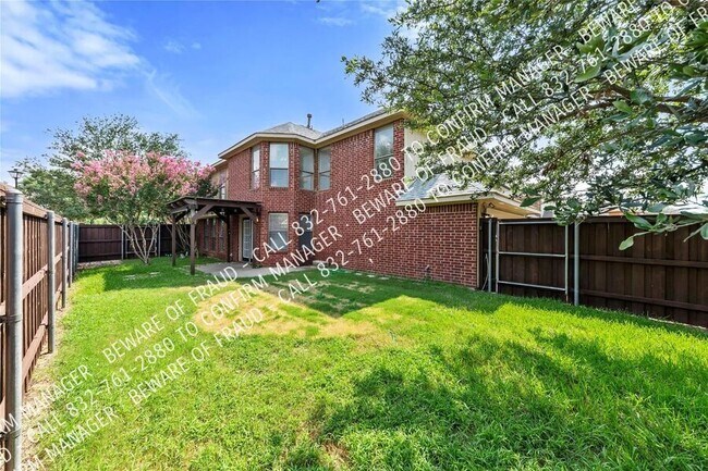 Building Photo - 473 Leisure Ln