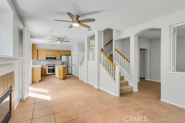 Building Photo - 466 Fallbrook Ave