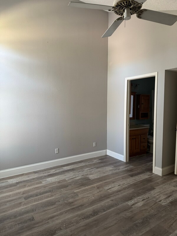 Building Photo - 8396 S Haven Ln