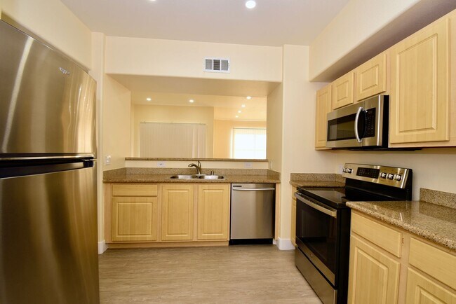 Building Photo - Upgraded & Charming Two-Bedroom Condo with...