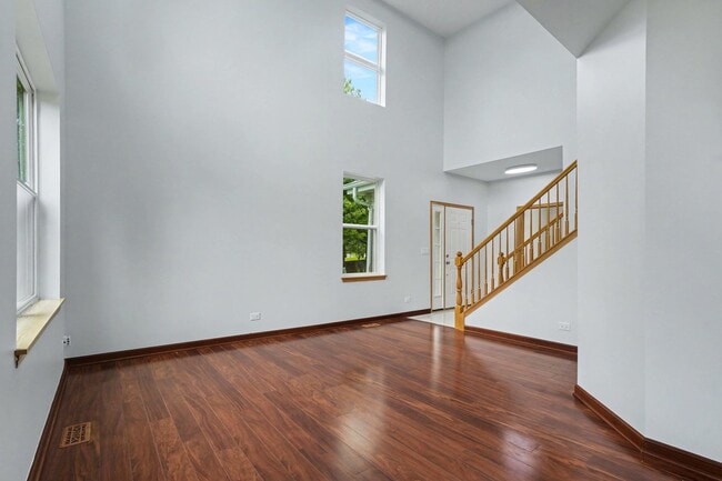 Building Photo - 937 Emerald Dr