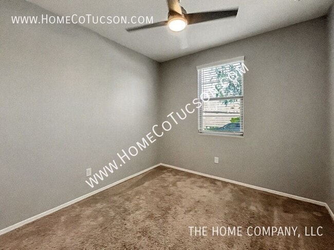 Building Photo - 7140 S Via Gaucho Viejo